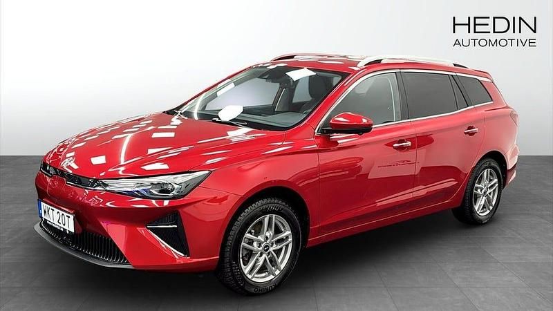 Röd Begagnad 2022 MG MG5 EV Kombi | 224 900 kr (Marknadspris) - Bild 1/4