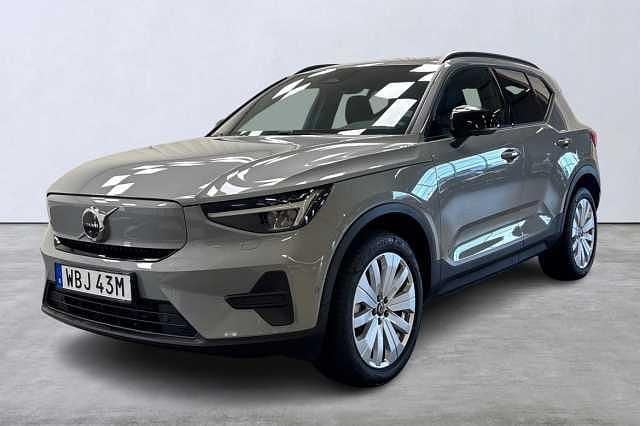Grå Begagnad 2024 Volvo EX40 Core SUV | 449 900 kr (Bra pris) - Bild 1/4