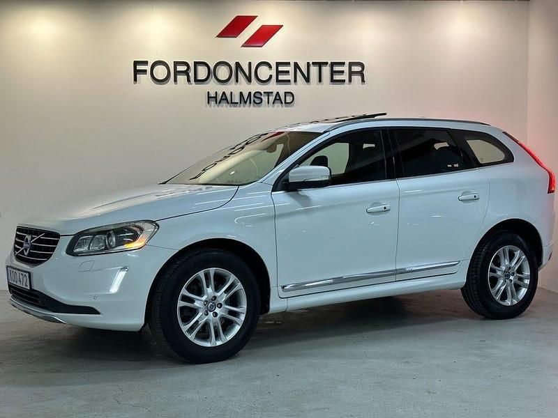 Vit Begagnad 2015 Volvo XC60 Summum SUV | 158 900 kr (Bra pris) - Bild 1/4