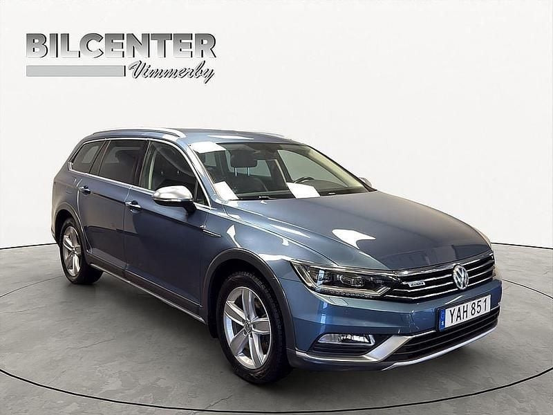 Begagnad VW Passat Alltrack 190 HK (139 kW) 2015 Blå Kombi