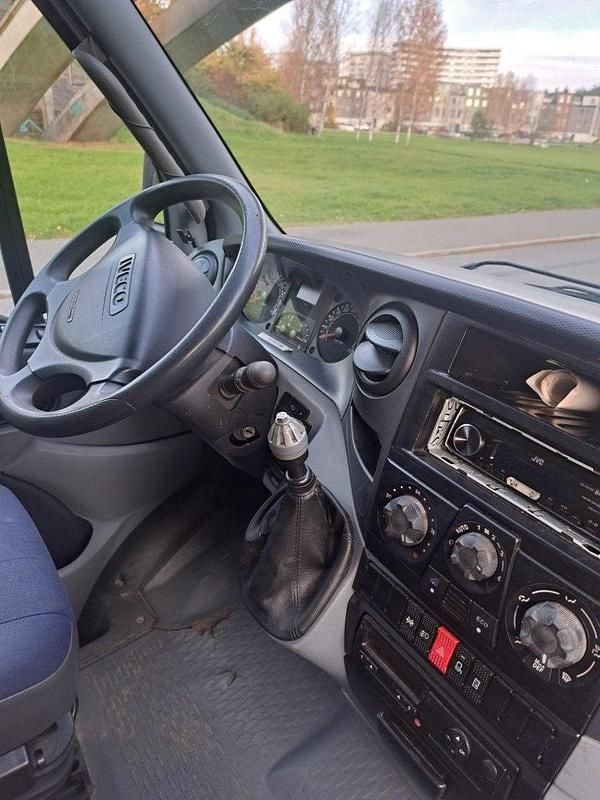 Vit Begagnad 2009 Iveco Daily | 40 000 kr (Superpris) - Bild 1/4