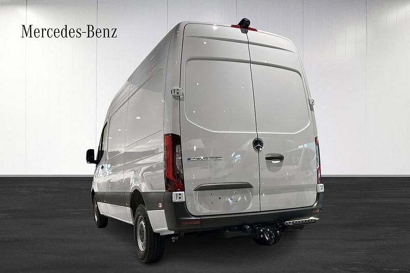 Begagnad Mercedes E-Sprinter 11 kW (15 HK) 2024 Vit Van