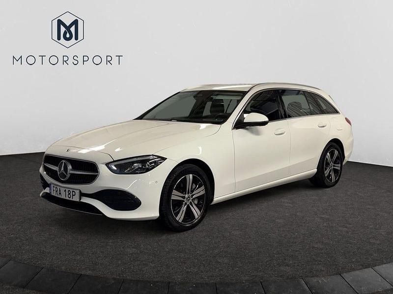 Vit Begagnad 2023 Mercedes C300 Kombi | 374 900 kr - Bild 1/3