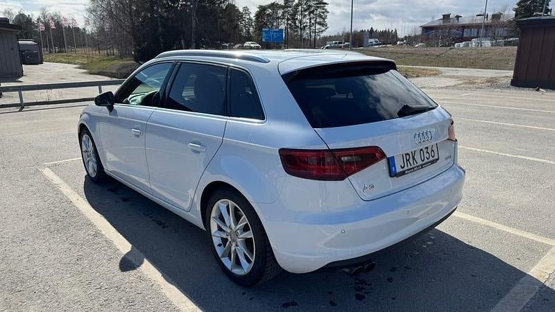 Begagnad Audi A3 125 HK (91 kW) 2015