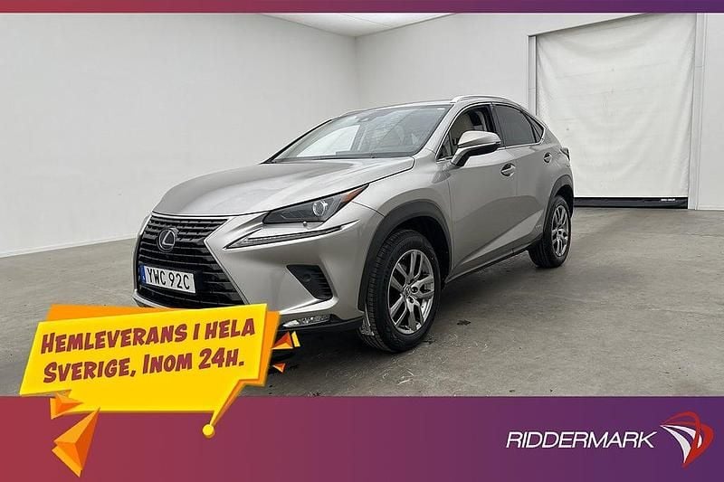 Ljusgrå Begagnad 2019 Lexus NX300h Executive Line SUV | 278 900 kr (Marknadspris) - Bild 1/3