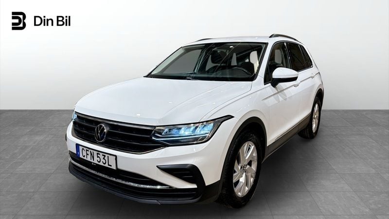Vit Begagnad 2020 VW Tiguan SUV | 274 900 kr (Lite dyr) - Bild 1/4