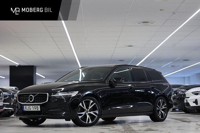Svart Begagnad 2020 Volvo V60 R-Design Kombi | 309 900 kr - Bild 1/2