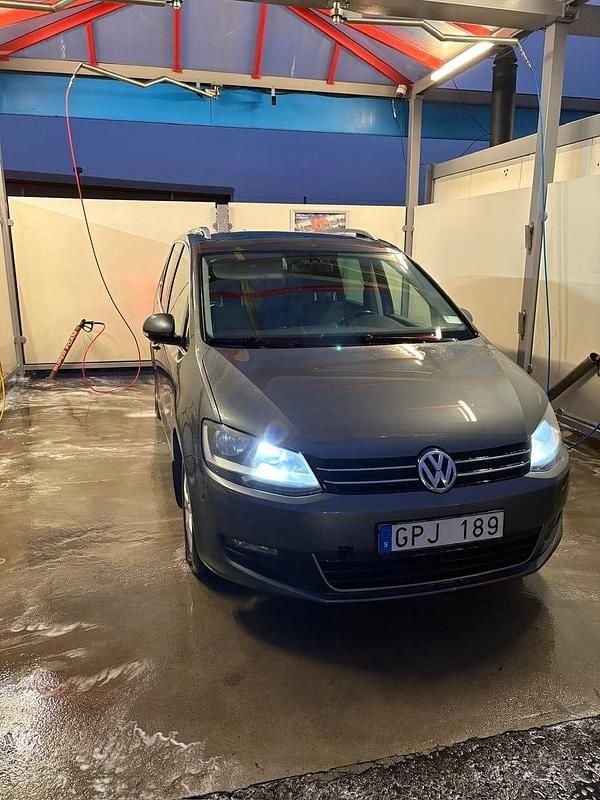 Begagnad 2011 VW Sharan Minibuss | 55 000 kr (Bra pris) - Bild 1/4