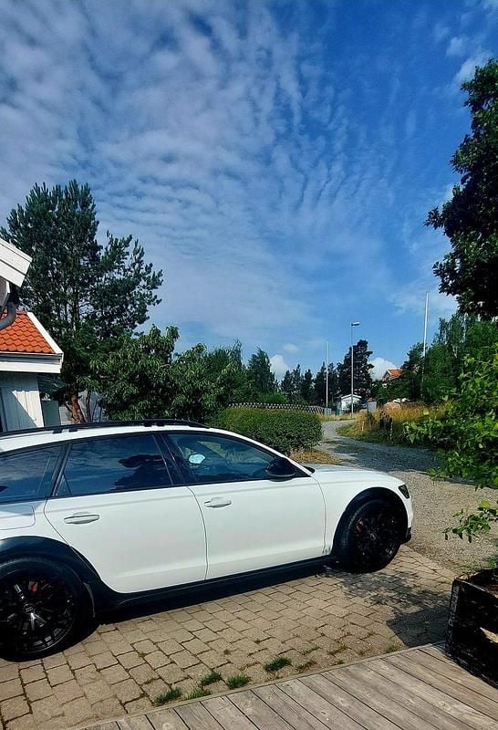 Begagnad Audi A6 Allroad 218 HK (160 kW) 2015 Vit Kombi