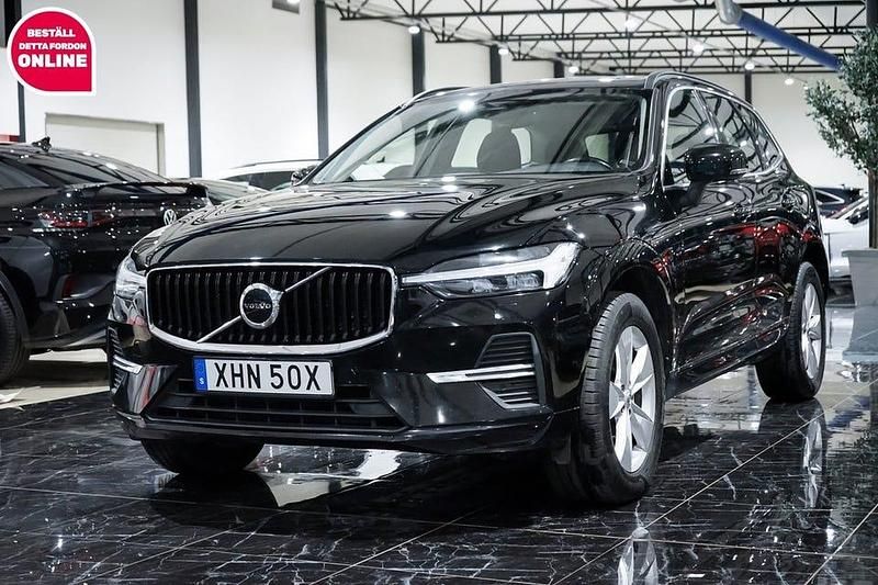 Svart Begagnad 2021 Volvo XC60 Momentum SUV | 299 500 kr (Superpris) - Bild 1/4