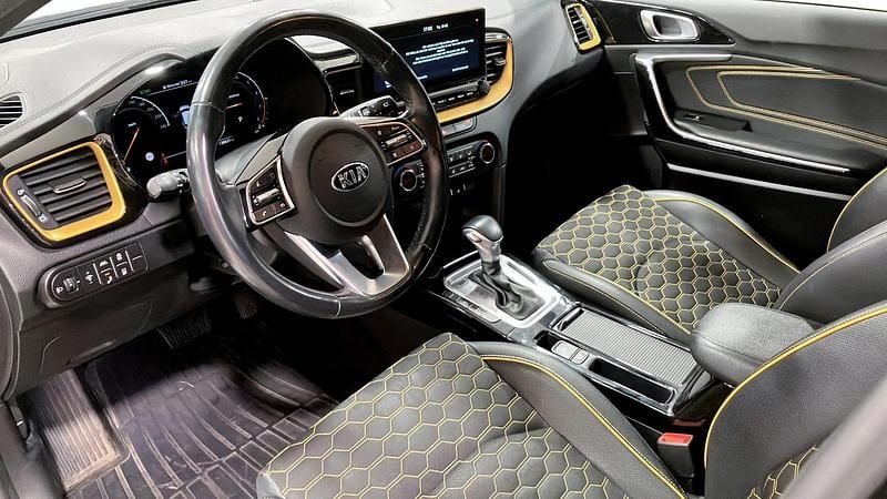 Begagnad Kia XCeed Advance 140 HK (102 kW) 2020 Svart SUV