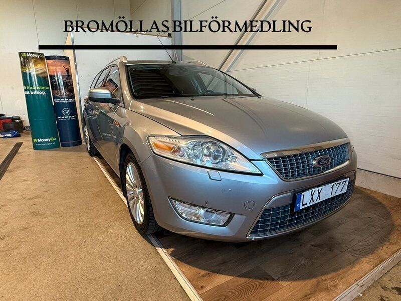 Grå Begagnad 2008 Ford Mondeo Titanium Kombi | 34 900 kr (Lite dyr) - Bild 1/4