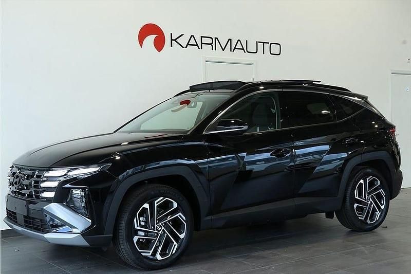 Svart Ny 2025 Hyundai Tucson Edition SUV | 513 600 kr (Dyr) - Bild 1/4