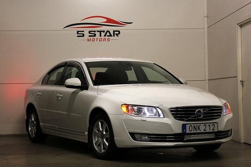 Vit Begagnad 2014 Volvo S80 Momentum Sedan | 169 900 kr (Lite dyr) - Bild 1/4