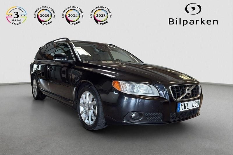 Svart Begagnad 2012 Volvo V70 Momentum Kombi | 129 990 kr (Lite dyr) - Bild 1/4