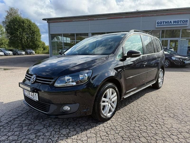 Svart Begagnad 2015 VW Touran Minibuss | 99 900 kr (Bra pris) - Bild 1/1
