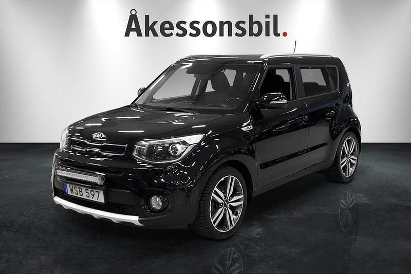 Svart Begagnad 2017 Kia Soul SUV | 139 900 kr (Lite dyr) - Bild 1/4