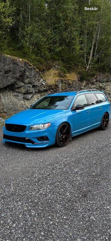 Grå Begagnad 2009 Volvo V70 Kombi | 87 000 kr (Dyr) - Bild 1/4