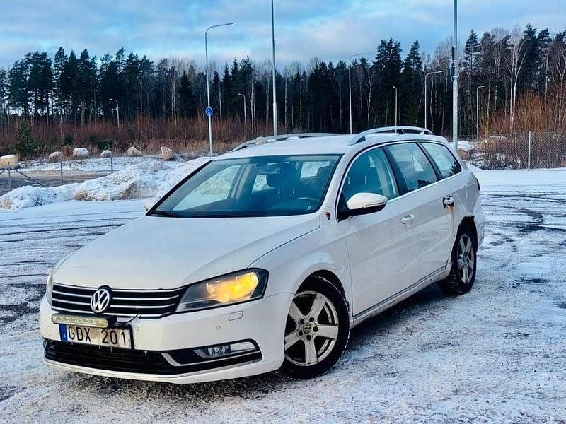 Begagnad 2012 VW Passat Kombi | 25 000 kr (Superpris) - Bild 1/4