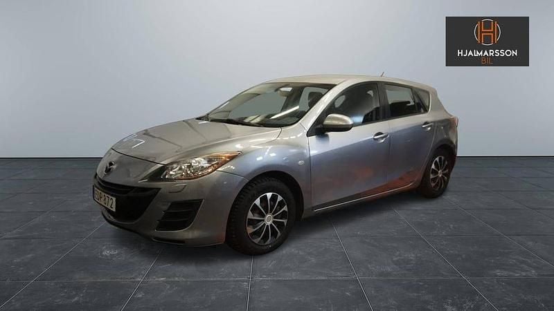 Grå Begagnad 2010 Mazda 3 Inclusive Halvkombi | 42 500 kr (Bra pris) - Bild 1/4