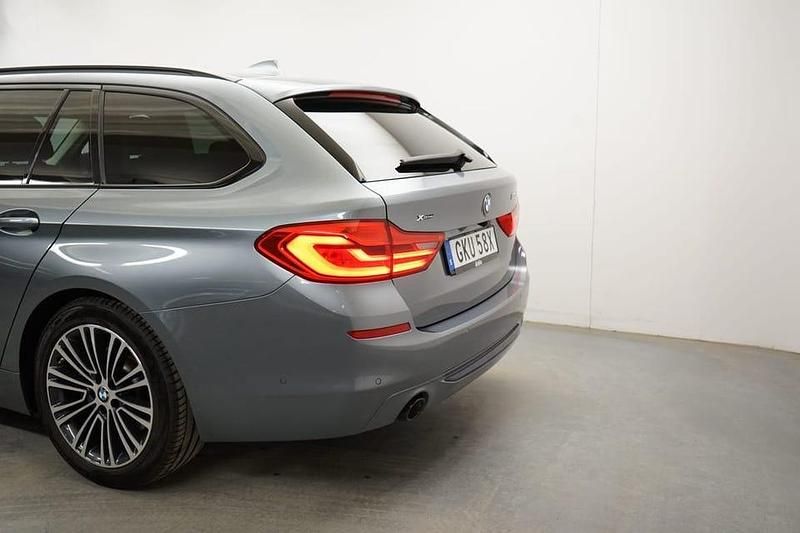 Begagnad BMW 520 Sport Line 192 HK (141 kW) 2019 Blå Kombi