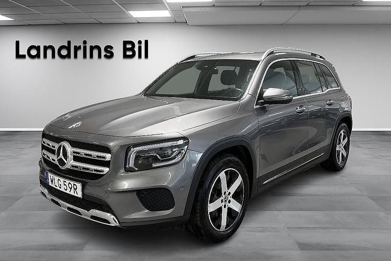 Mörkgrå Begagnad 2021 Mercedes GLB200 Edition SUV | 359 900 kr (Marknadspris) - Bild 1/4