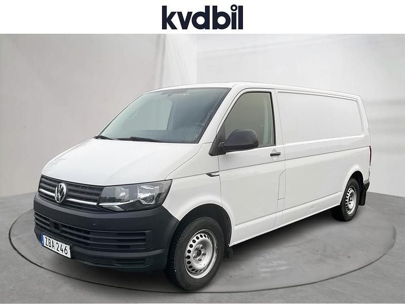 Vit Begagnad 2018 VW Transporter Van | 169 000 kr - Bild 1/3