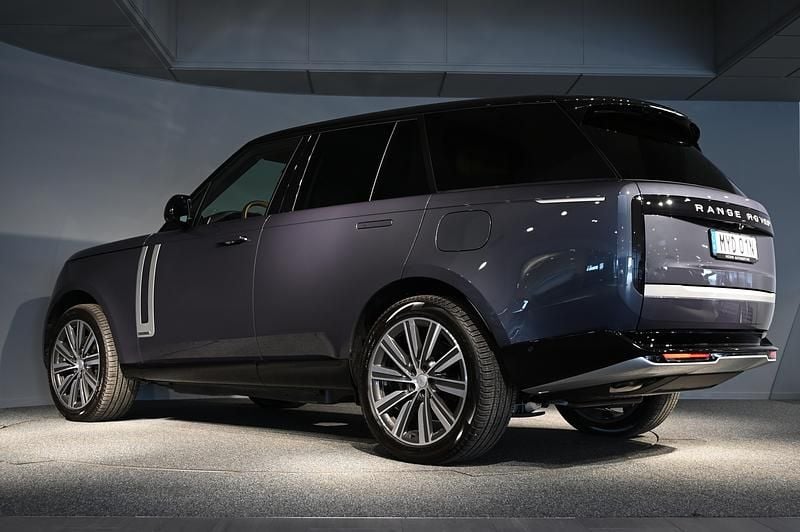 Begagnad Land Rover Range Rover 2024 Blå SUV