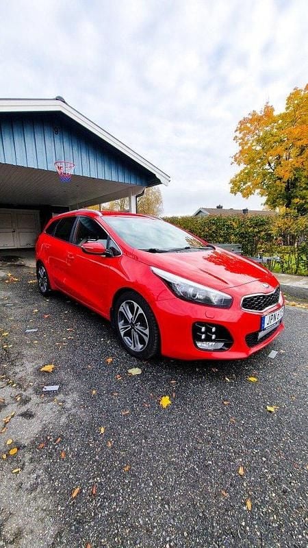 Röd Begagnad 2016 Kia Ceed GT-Line Kombi | 98 000 kr (Bra pris) - Bild 1/4