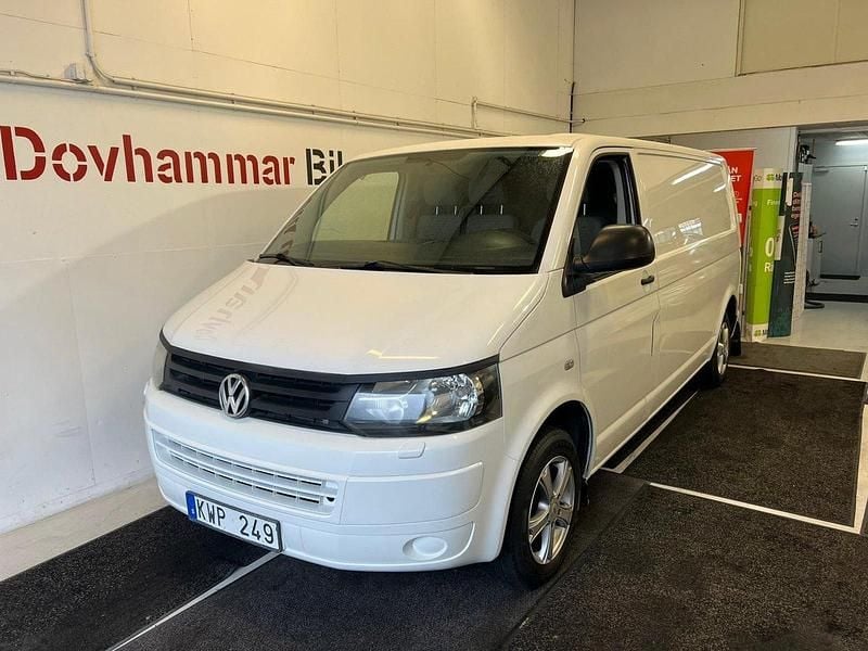 Vit Begagnad 2011 VW T5 Van | 49 900 kr (Superpris) - Bild 1/4