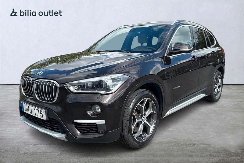 Brun Begagnad 2015 BMW X1 xLine SUV | 189 900 kr (Marknadspris) - Bild 1/4