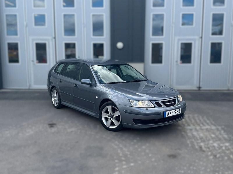 Ljusbrun (brun) Begagnad 2007 Saab 9-3 Kombi | 29 900 kr (Marknadspris) - Bild 1/4