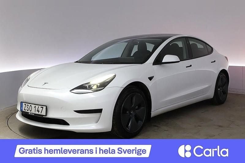Begagnad Tesla Model 3 Standard Range 235 kW (320 HK) 2022 Vit Sedan