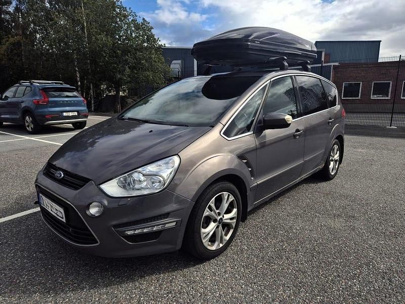 Begagnad 2014 Ford S-MAX S Minibuss | 28 000 kr - Bild 1/4