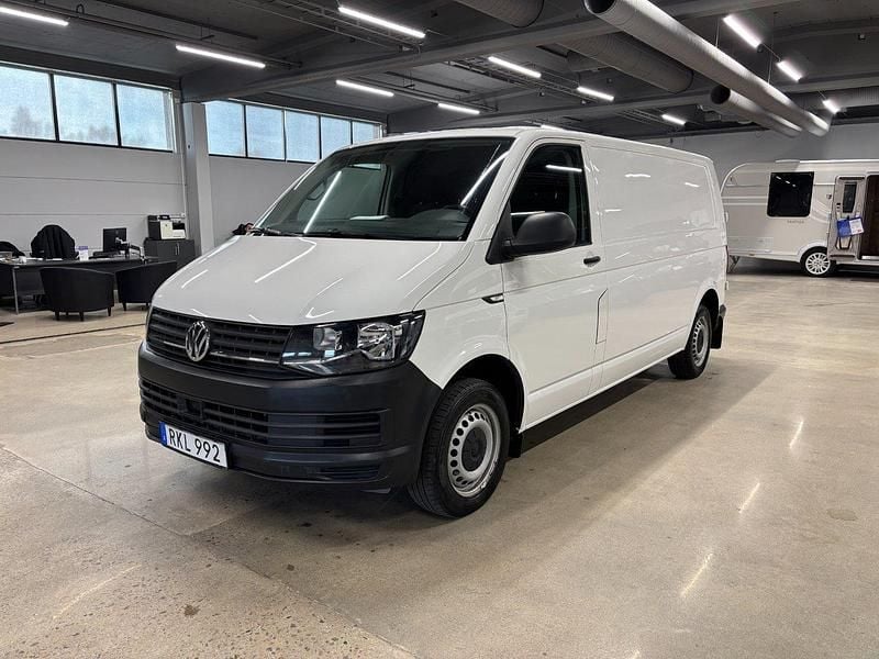 Vit Begagnad 2019 VW T6.1 Van | 239 900 kr (Marknadspris) - Bild 1/4