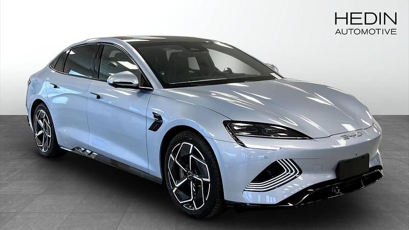 Begagnad BYD Seal 392 kW (533 HK) 2024 Blå (blue) Sedan