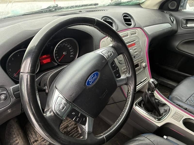 Begagnad Ford Mondeo 145 HK (106 kW) 2010 Kombi