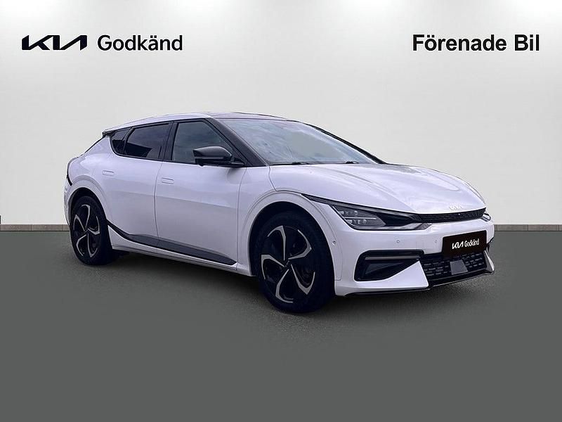 Begagnad Kia EV6 GT-Line 239 kW (325 HK) 2023 Vit SUV