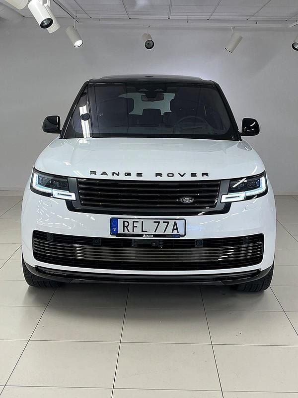Begagnad Land Rover Range Rover 531 HK (390 kW) 2023 Vit SUV