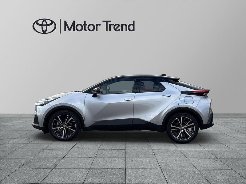 Begagnad Toyota C-HR 200 HK (147 kW) 2025 Silver SUV