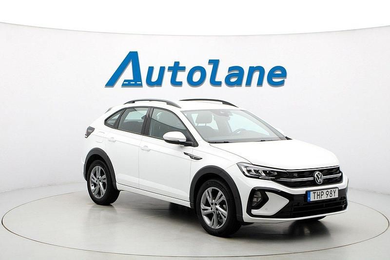 Vit Begagnad 2024 VW Taigo R-line SUV | 249 900 kr (Marknadspris) - Bild 1/3
