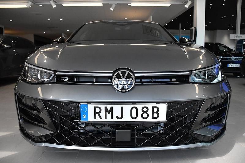 Ny VW Passat Edition 272 HK (200 kW) 2025 Mörkgrå Kombi