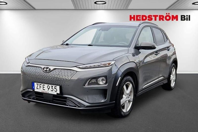 Grå Begagnad 2020 Hyundai Kona SUV | 235 000 kr (Marknadspris) - Bild 1/4