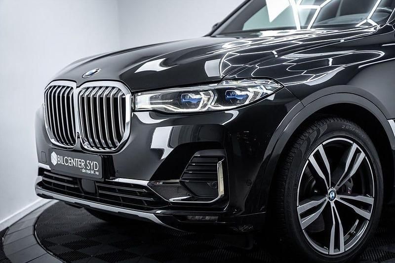 Begagnad BMW X7 Sport Line 340 HK (250 kW) 2021 Svart SUV