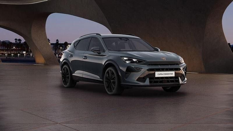 Blå (fiord blue) Ny 2025 Cupra Formentor SUV | 5 475 kr - Bild 1/4