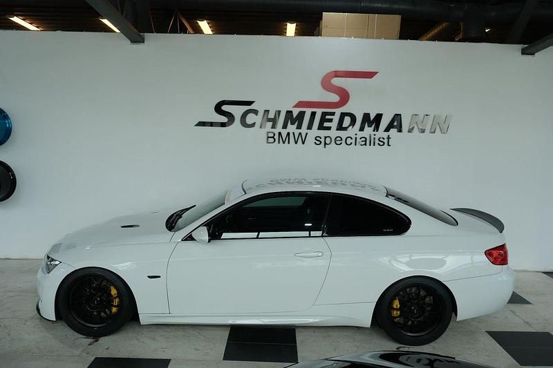 Begagnad BMW 335 M Sport 306 HK (225 kW) 2007 Vit Sportkupé