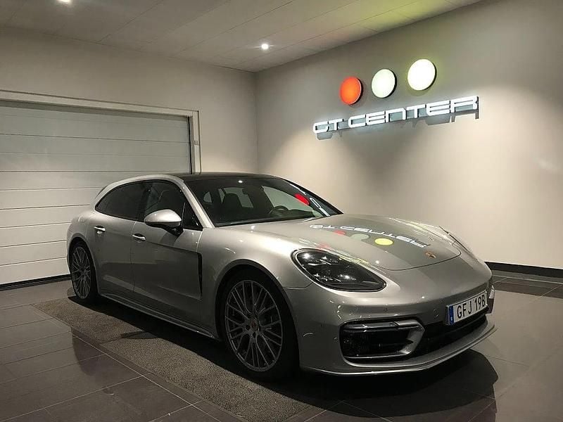 Silver Begagnad 2023 Porsche Panamera Sport Turismo Kombi | 779 900 kr - Bild 1/4