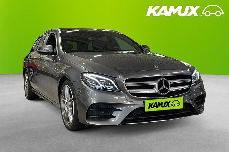 Grå Begagnad 2017 Mercedes E220 AMG Kombi | 339 800 kr (Dyr) - Bild 1/3