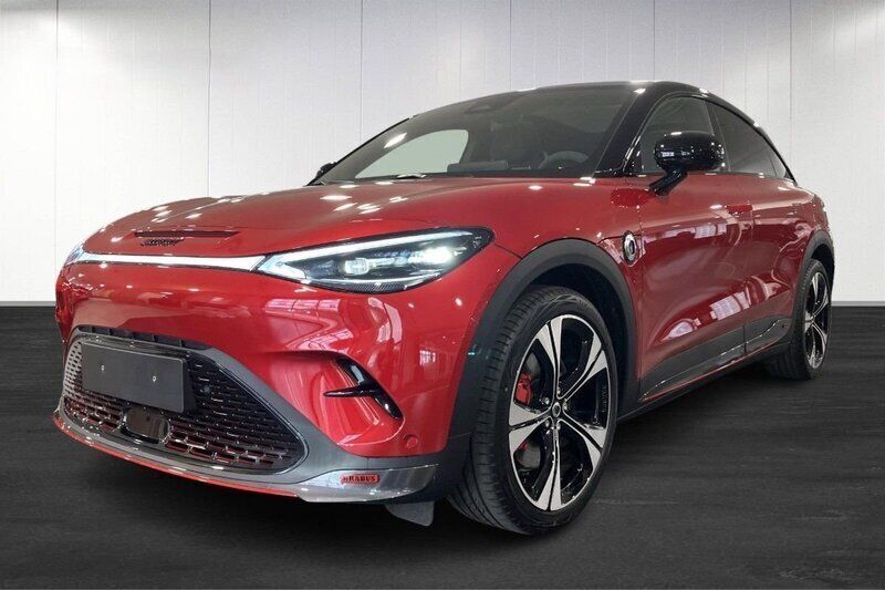 Flerfärgad (red) Begagnad 2024 Smart #3 Brabus SUV | 499 900 kr (Dyr) - Bild 1/4