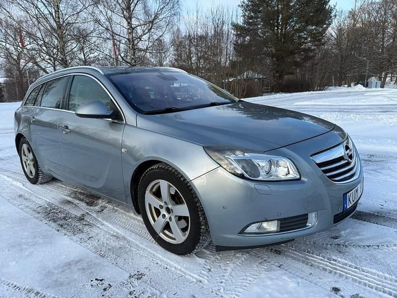 Begagnad Opel Insignia 160 HK (117 kW) 2010 Kombi